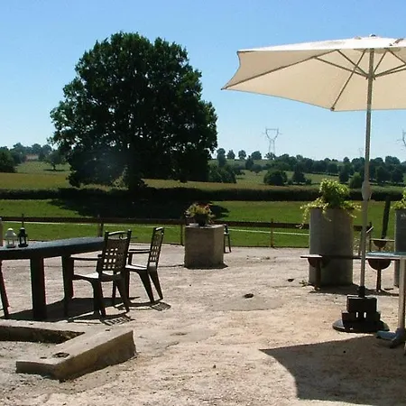 Domaine De La Madeleine Ygrande