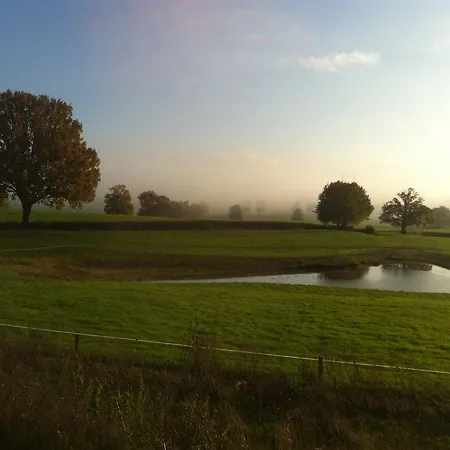 Domaine De La Madeleine Bed and Breakfast Ygrande