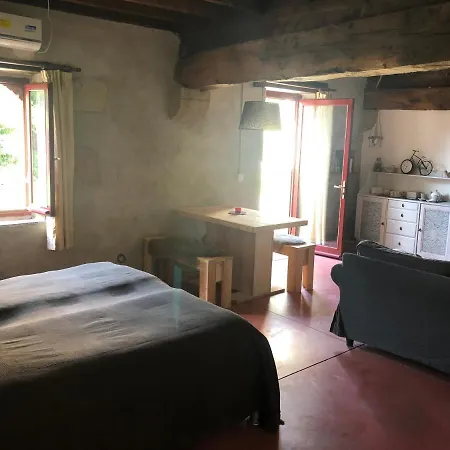 Domaine De La Madeleine Bed and Breakfast