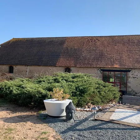 Domaine De La Madeleine 3*