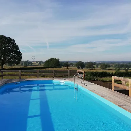 Domaine De La Madeleine Bed & Breakfast Ygrande