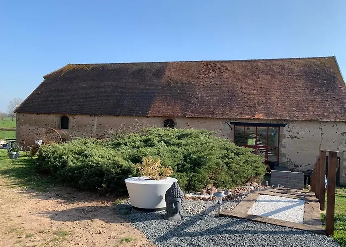 Domaine De La Madeleine 3*