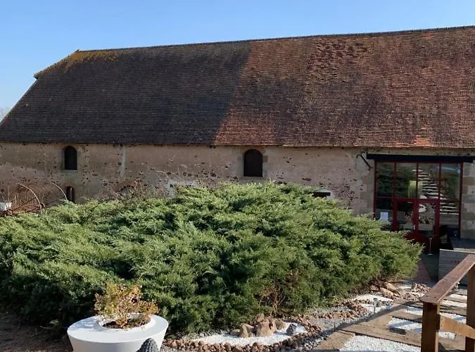 Domaine De La Madeleine 3* Игранд